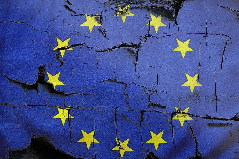 Pris på EU-kontroll: En oversikt med fokus på variasjon og historiske betydninger